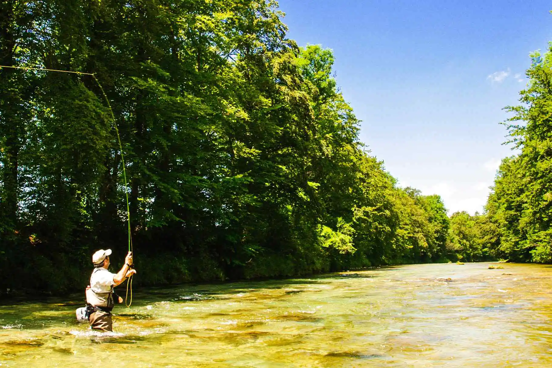Fliegenfischen an der Deutschen Traun "Hochberg", Bayern - Rudi Heger Fliegenfischen an der Deutschen Traun "Hochberg", Bayern - Rudi Heger