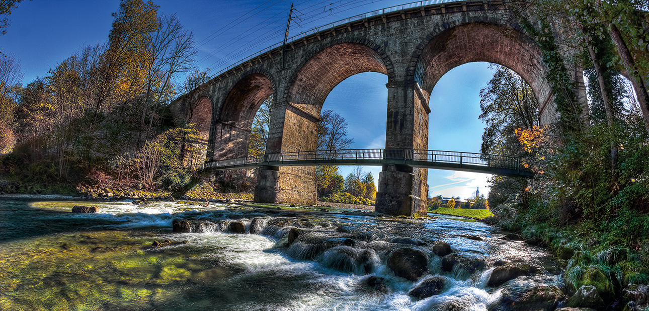 Fliegenfischen Deutsche Traun traditionell Viadukt Fliegenfischen Deutsche Traun traditionell Viadukt