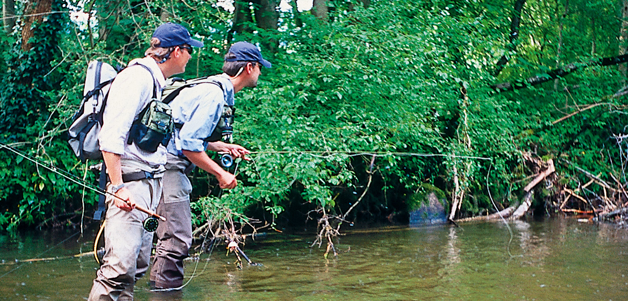 Guiding an der Traun beim Fliegenfischen Guiding an der Traun beim Fliegenfischen