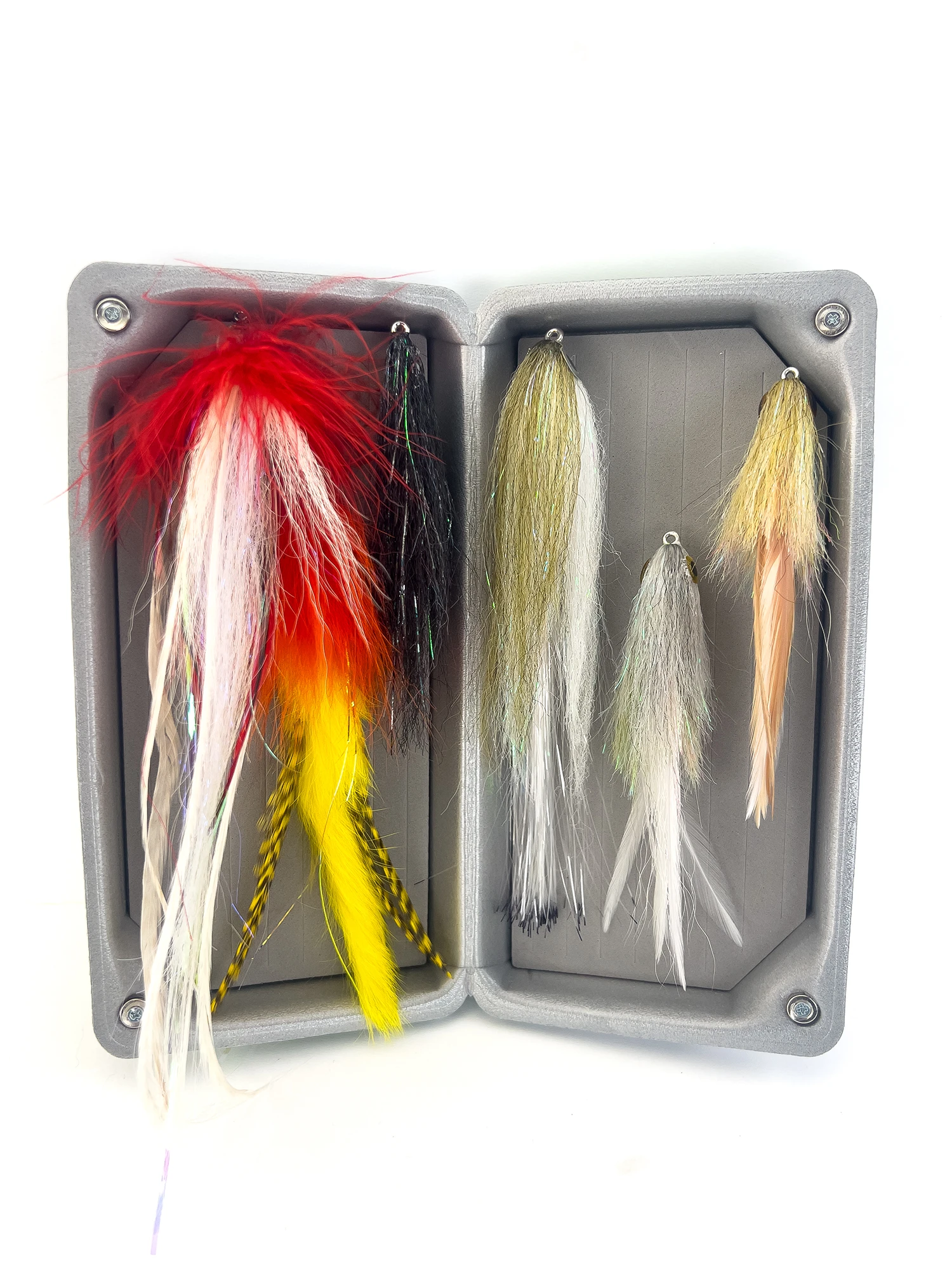 Foam Hechtfliegenbox & 6 Hecht-Streamer