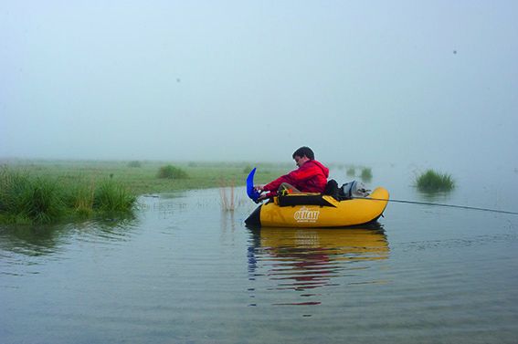 Ralf beim Fliegenfischen auf Hecht am Bergsee Ralf beim Fliegenfischen auf Hecht am Bergsee